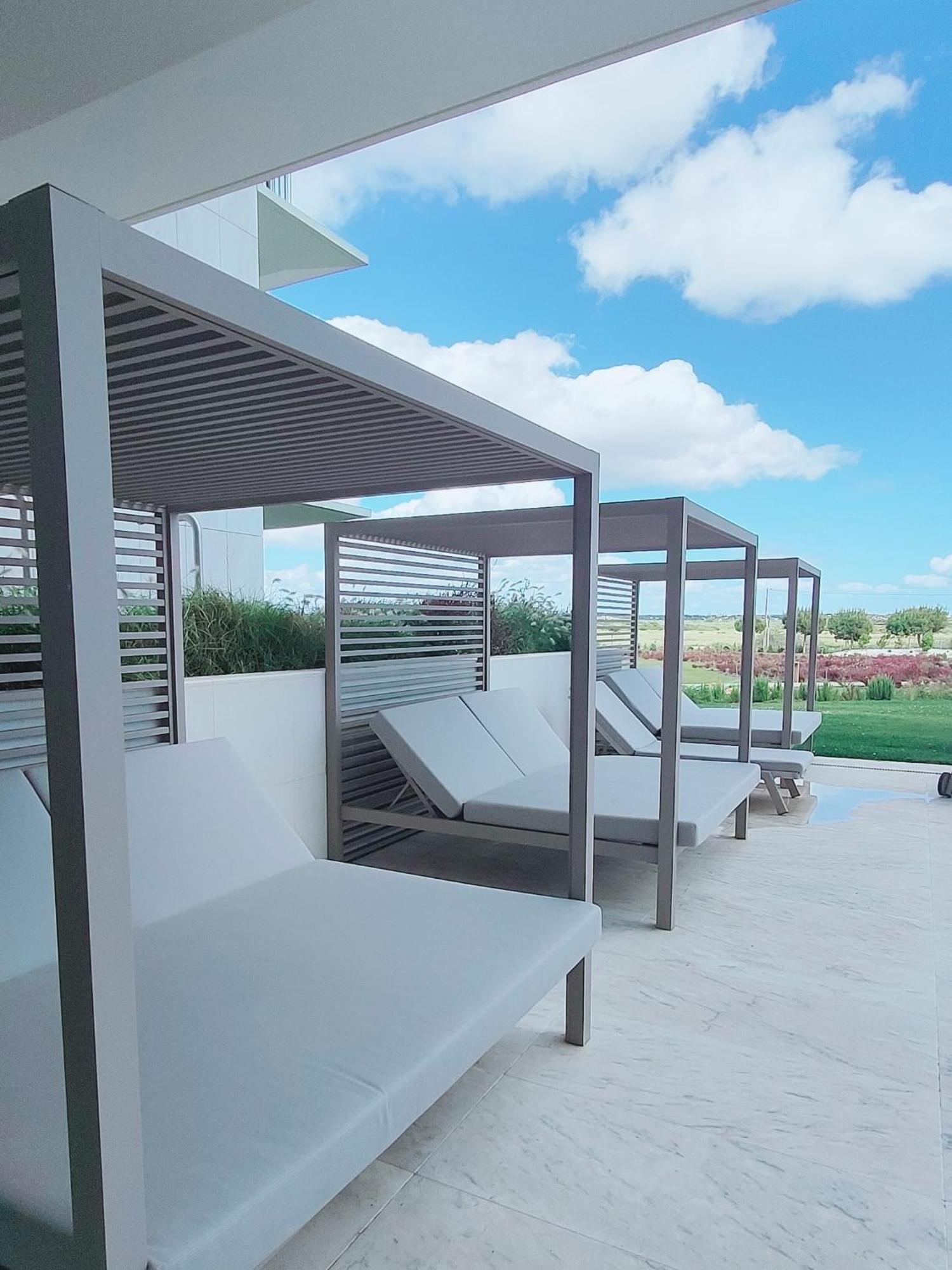 Bayline- Beachfront And Pool Armacao de Pera Exterior photo