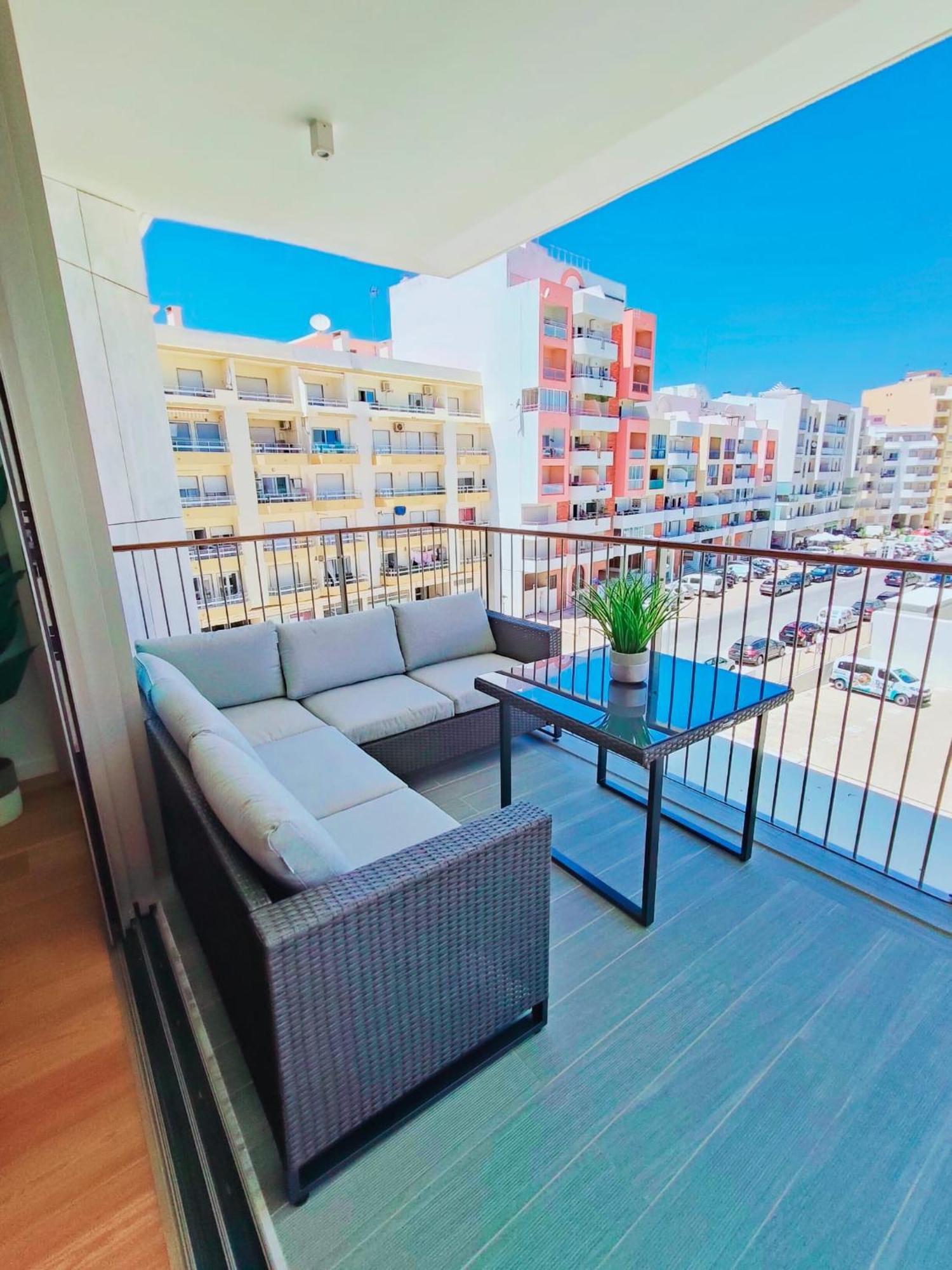 Bayline- Beachfront And Pool Armacao de Pera Exterior photo